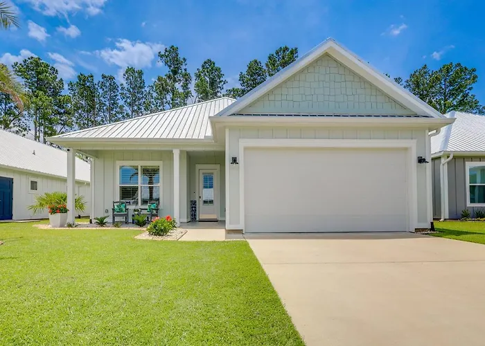Bright Foley Home W/ Patio - 7 Mi To Wharf & Beach